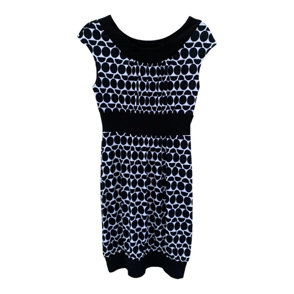 WHITE HOUSE BLACK MARKET ladies circle bubble short sleeve dress size SMALL